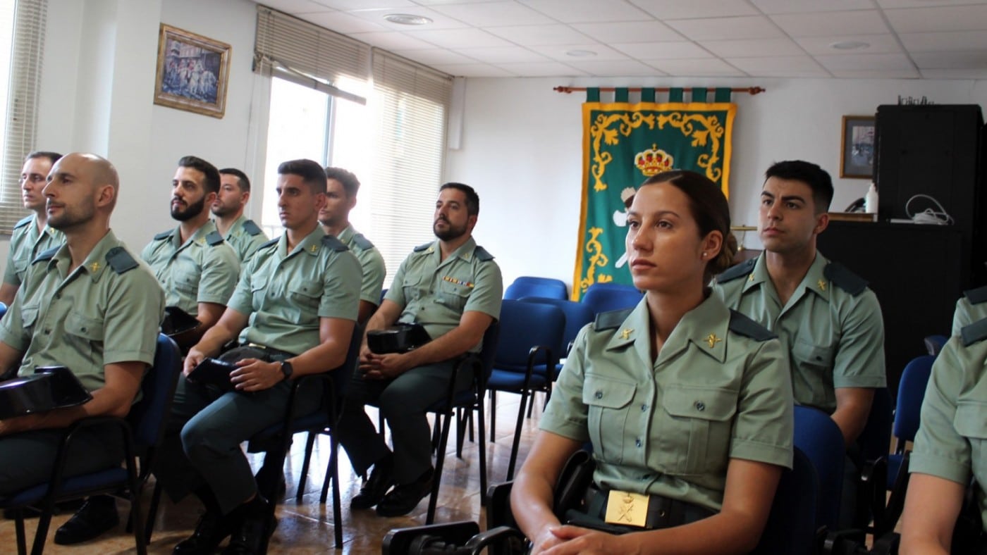 cuánto gana guardia civil cuanto gana un guardia civil en españa guardia civil salario cuanto gana un guardia civil al mes salarios guardia civil cuánto gana un guardia civil en españa salario de guardia civil cuánto gana un guardia civil al mes